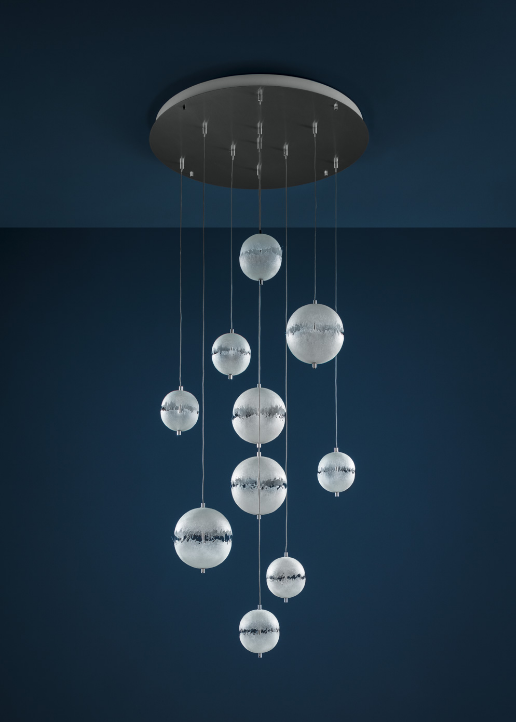 POSTKRISI CHANDELIER