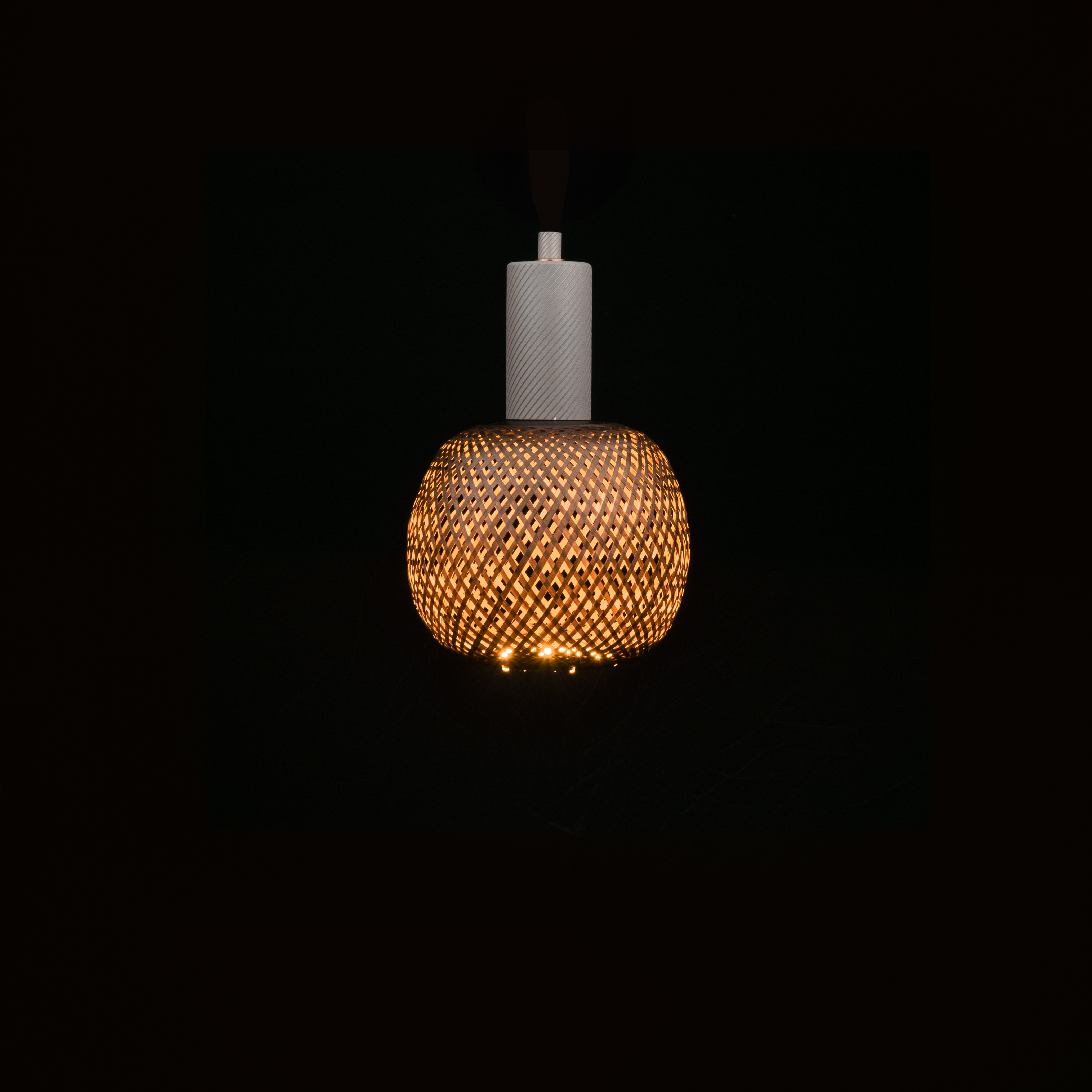 LED FLOATING BAMBOO BRONZE GLOBE G180
