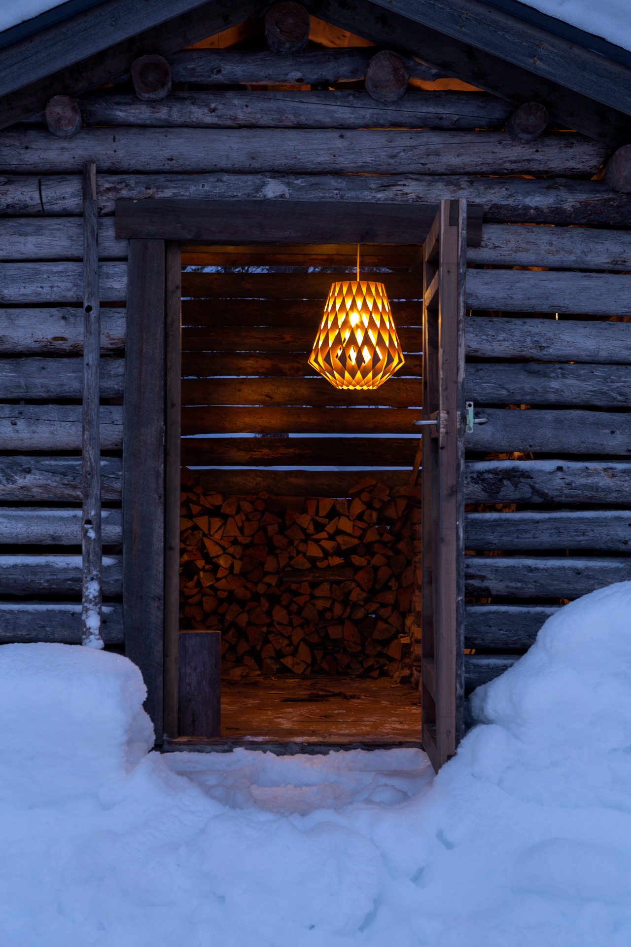 SIGNATURE 36 PENDANT