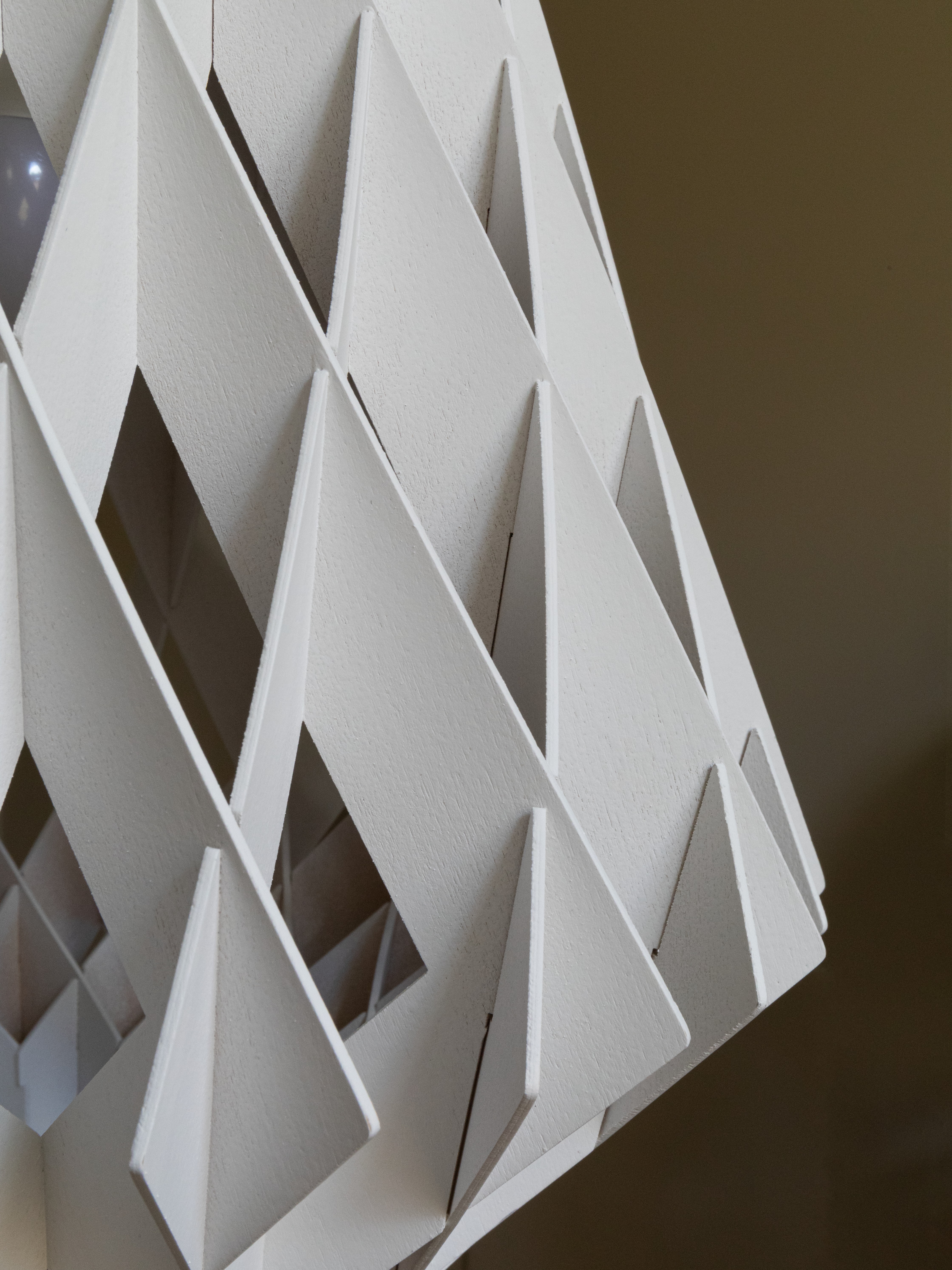 SIGNATURE 28 FLOOR LAMP