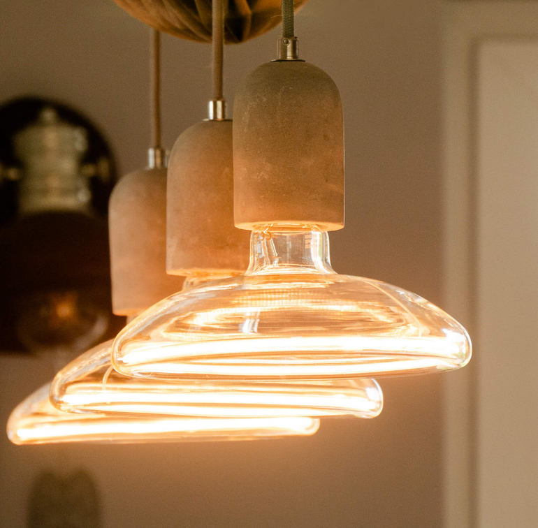 LED FLOATING REFLECTOR SMOKEY GREY